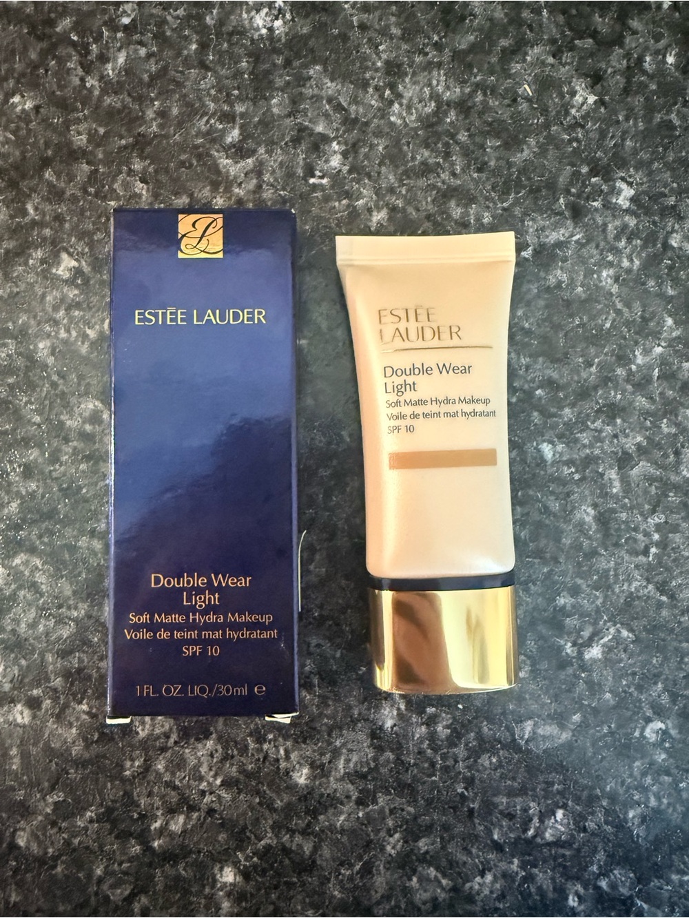 Estée Lauder Double Wear Light Soft Matte Hydra Makeup - Discontinued 4N1